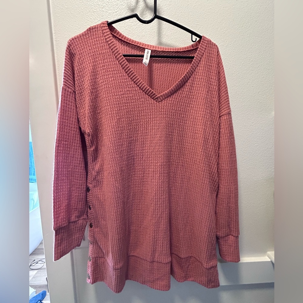 Waffle knit 3/4 sleeve sweater